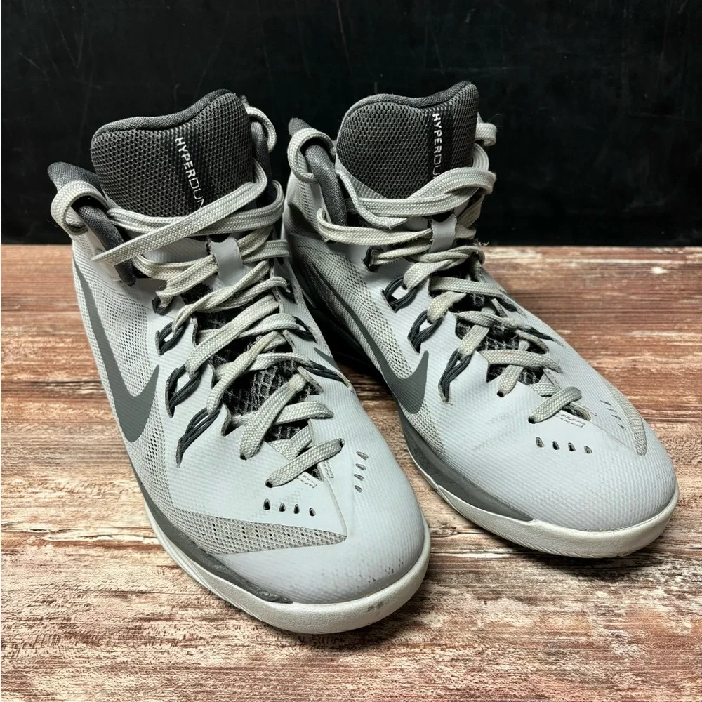 Nike | GUC Nike Hyperdunk Lunarlon Basketball Shoes, Size 6Y